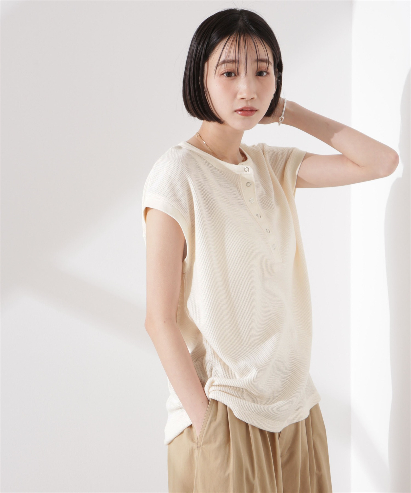 Tシャツ　涼やかワッフル編みヘンリーネックＴシャツ（ブルベ夏向け・ブルベ冬向け）
