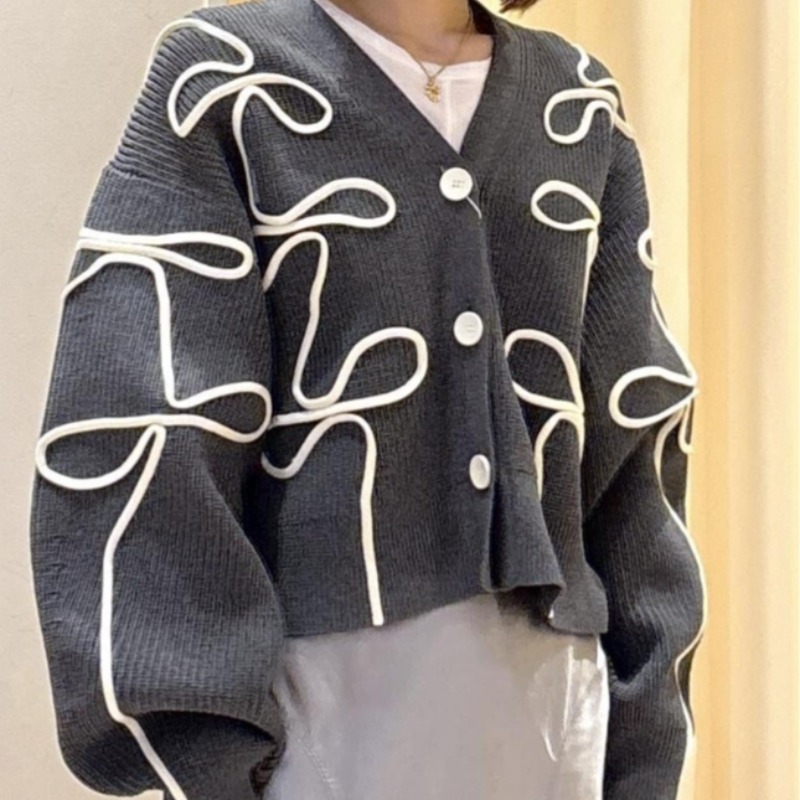 ブルベ服　リボン刺繍カーディガン （ブルベ夏向け・ブルベ冬向け）