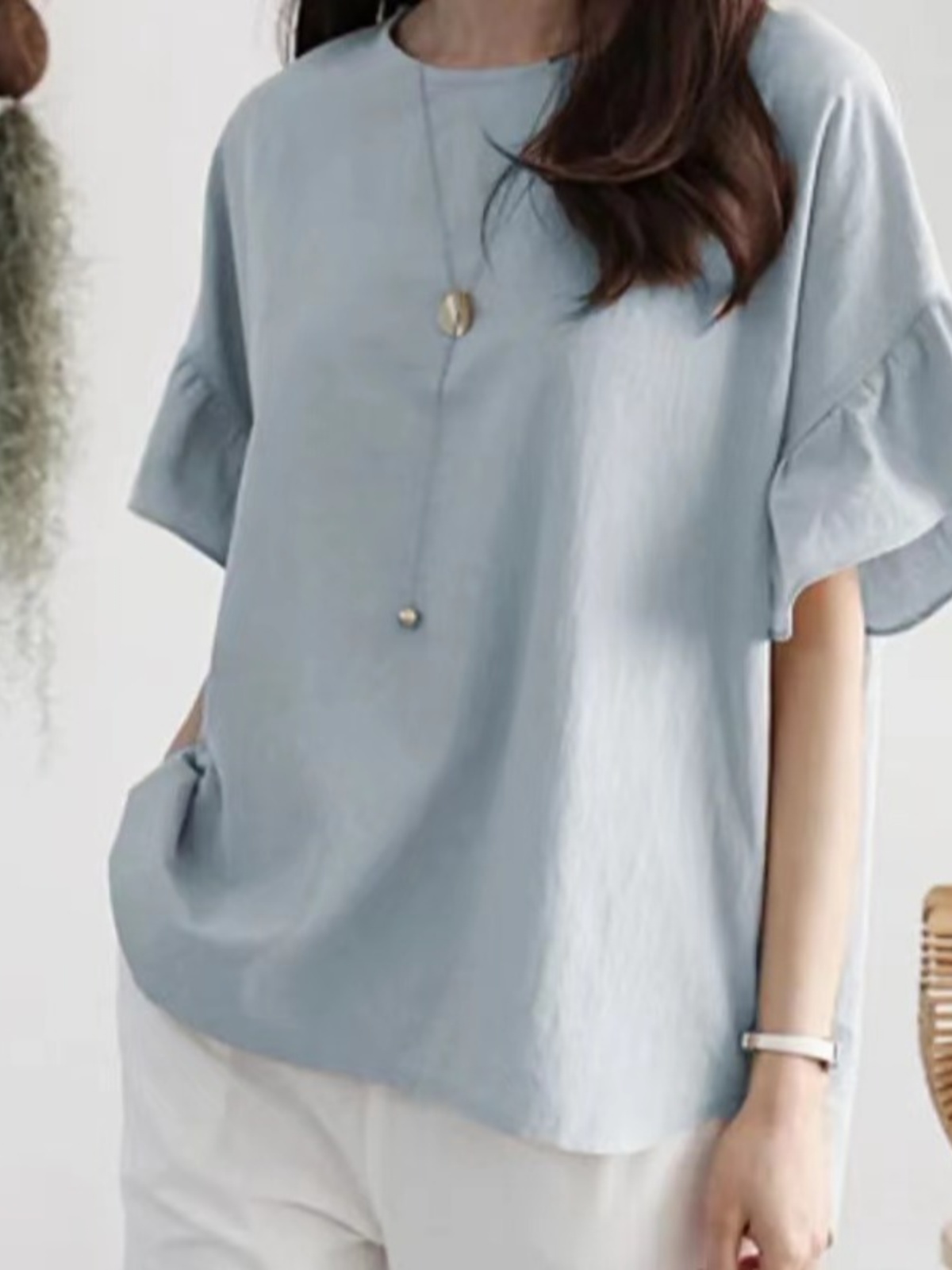 Tシャツ　フリル袖フォーマルデザインゆったりトップス（ブルベ夏向け・ブルベ冬向け）