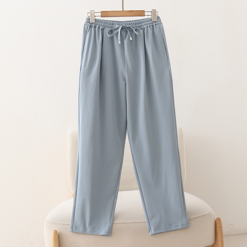 パンツ　すっきりシルエット リラックスパンツ（ブルベ夏向け・ブルベ冬向け）