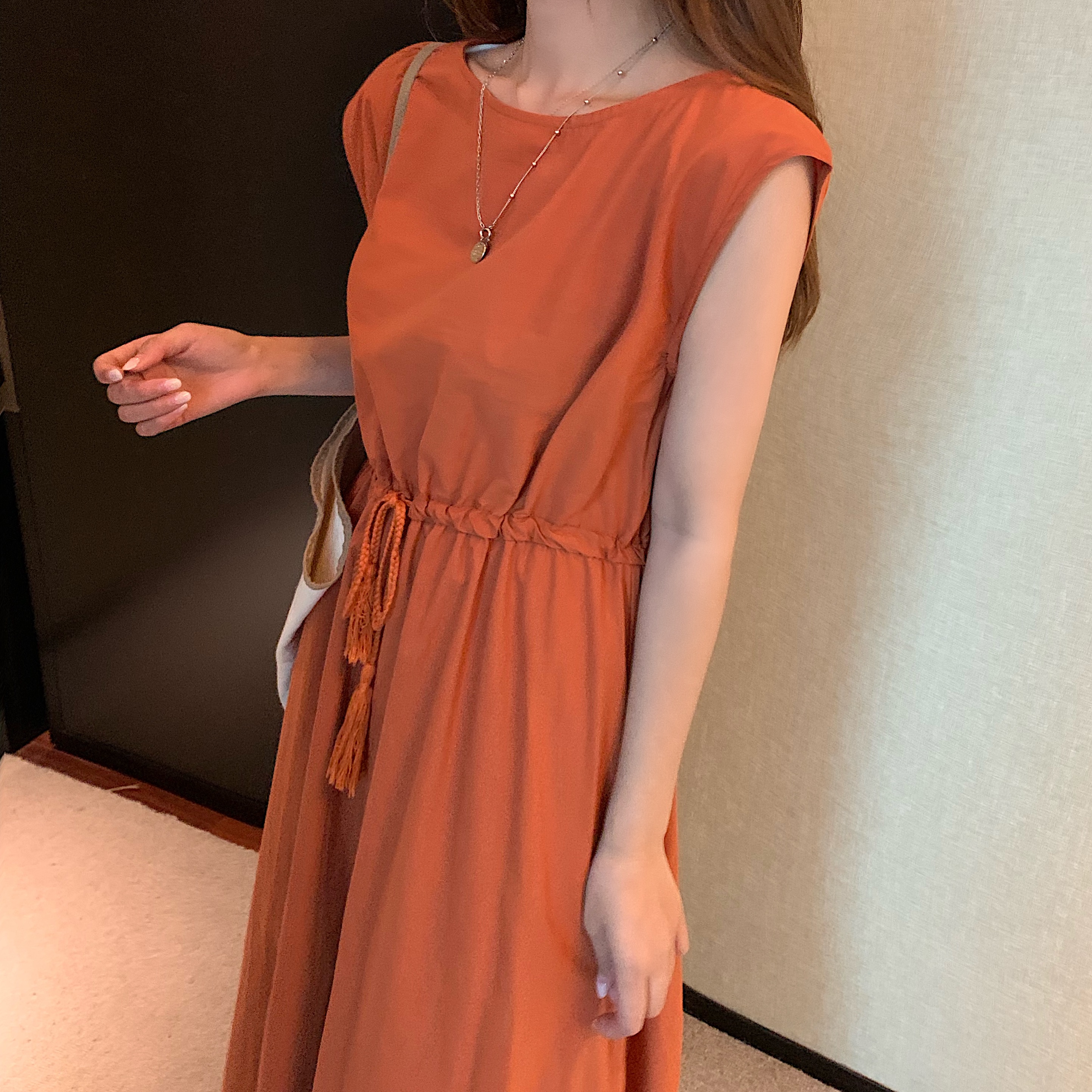 ワンピース　優美な佇まい フレアロングワンピース（ブルベ夏向け・ブルベ冬向け）