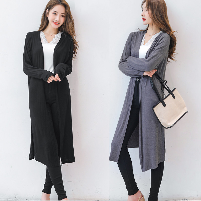 ブルベ夏/ブルベ冬服　上品なロング丈ニットカーディガン