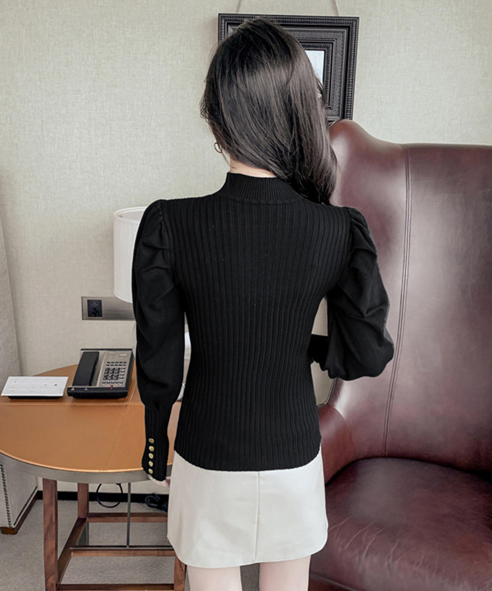 ブルベ服　金ボタン付きハイネックニットトップス（ブルベ夏向け・ブルベ冬向け）