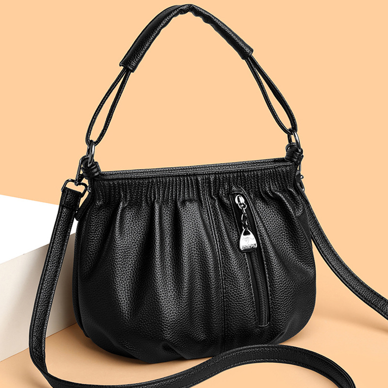 ブルベ夏/ブルベ冬バッグ　 シャーリングレザー風二層式ショルダーバッグ