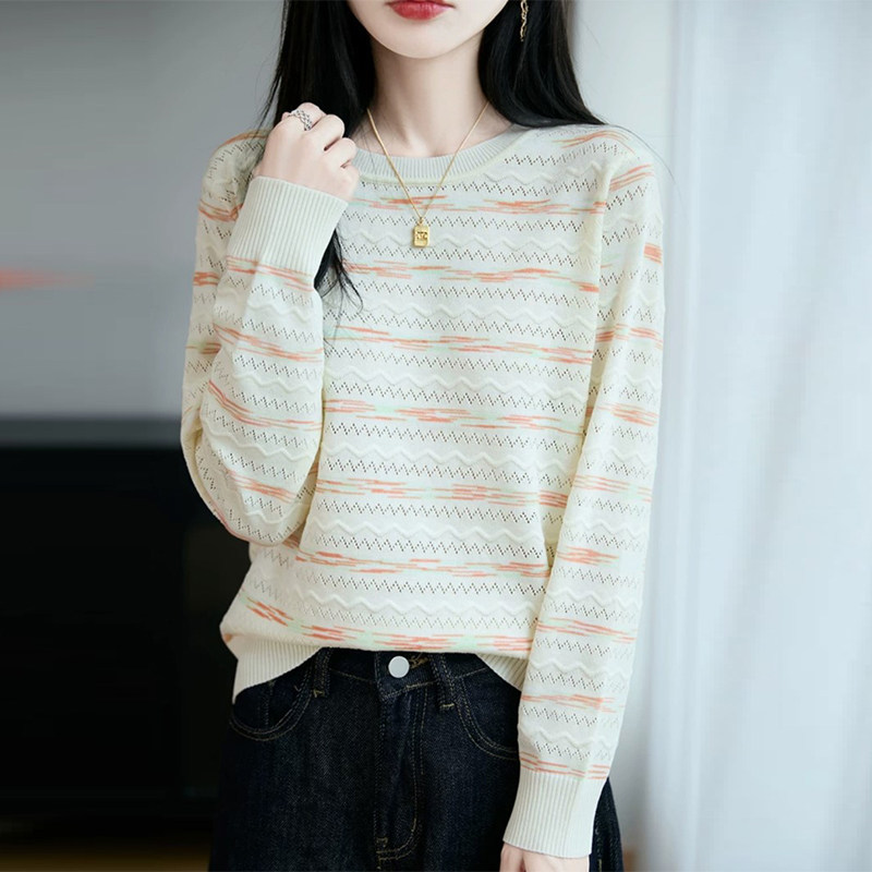 ブルベ夏/ブルベ冬服　編みマルチボーダー柄丸首長袖ニット