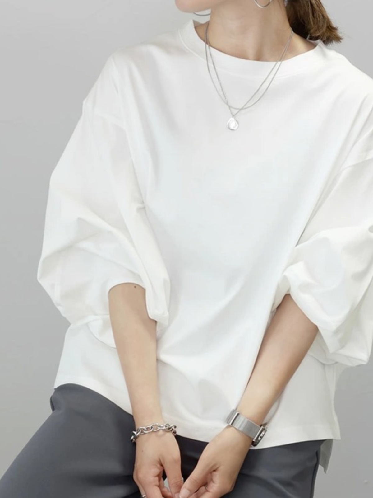 Tシャツ　ゆったり袖のシンプルプルオーバー（ブルベ夏向け・ブルベ冬向け）
