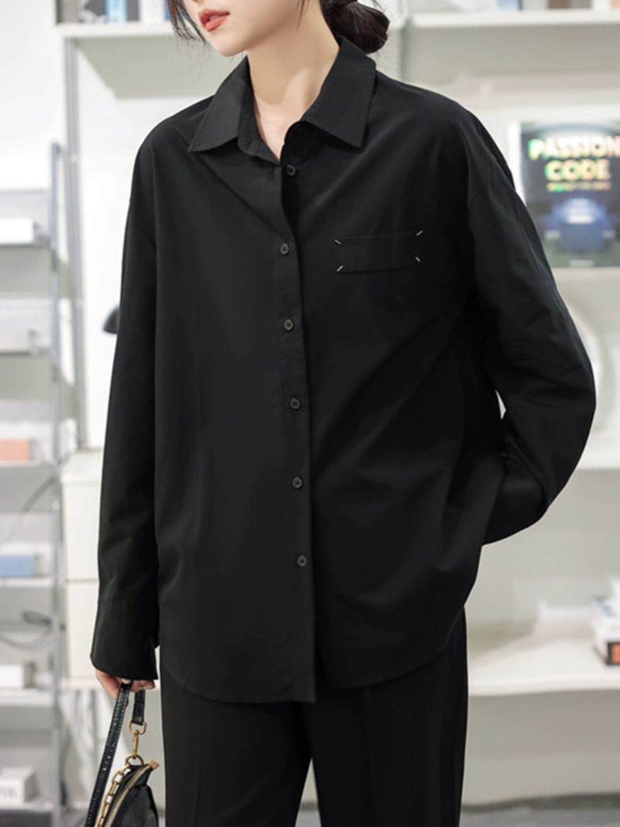 ブルベ冬服　モード感漂うオーバーサイズ長袖シャツ