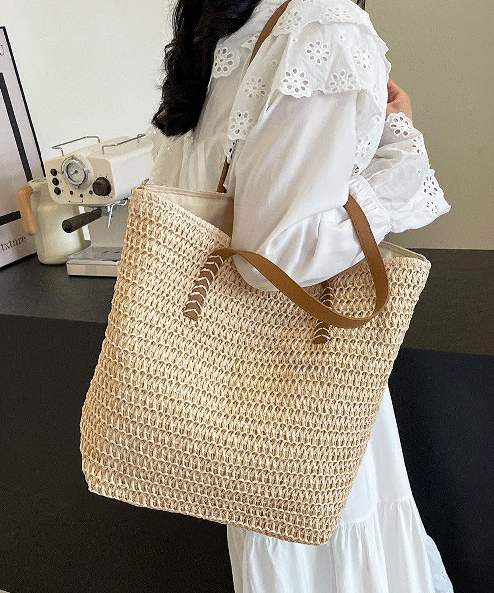バッグ　涼やか麦わらバッグ 大容量トートかごバッグ（ブルベ夏向け・ブルベ冬向け）