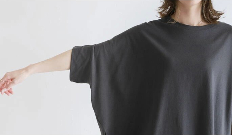 Tシャツ　ゆったりシルエット五分袖カットソー（ブルベ夏向け・ブルベ冬向け）