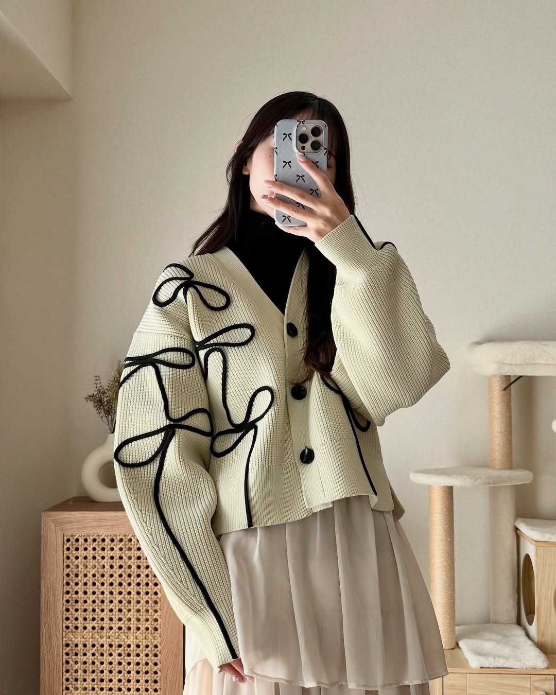 ブルベ服　リボン刺繍カーディガン （ブルベ夏向け・ブルベ冬向け）