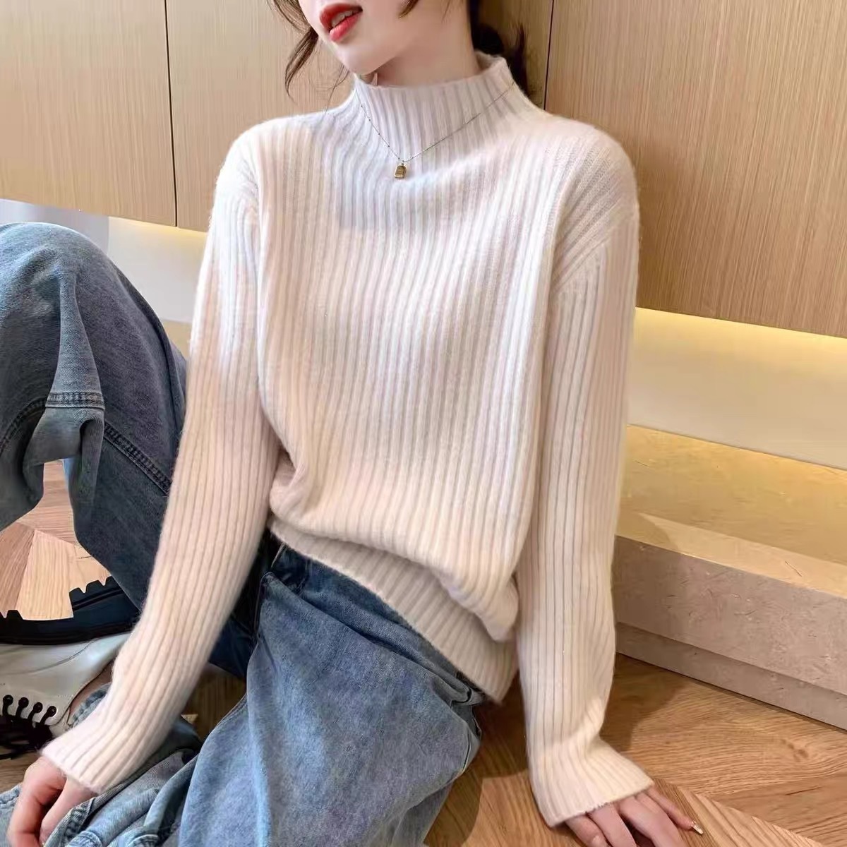 ブルベ夏/ブルベ冬服　上品リブ編みハイネックニットプルオーバー