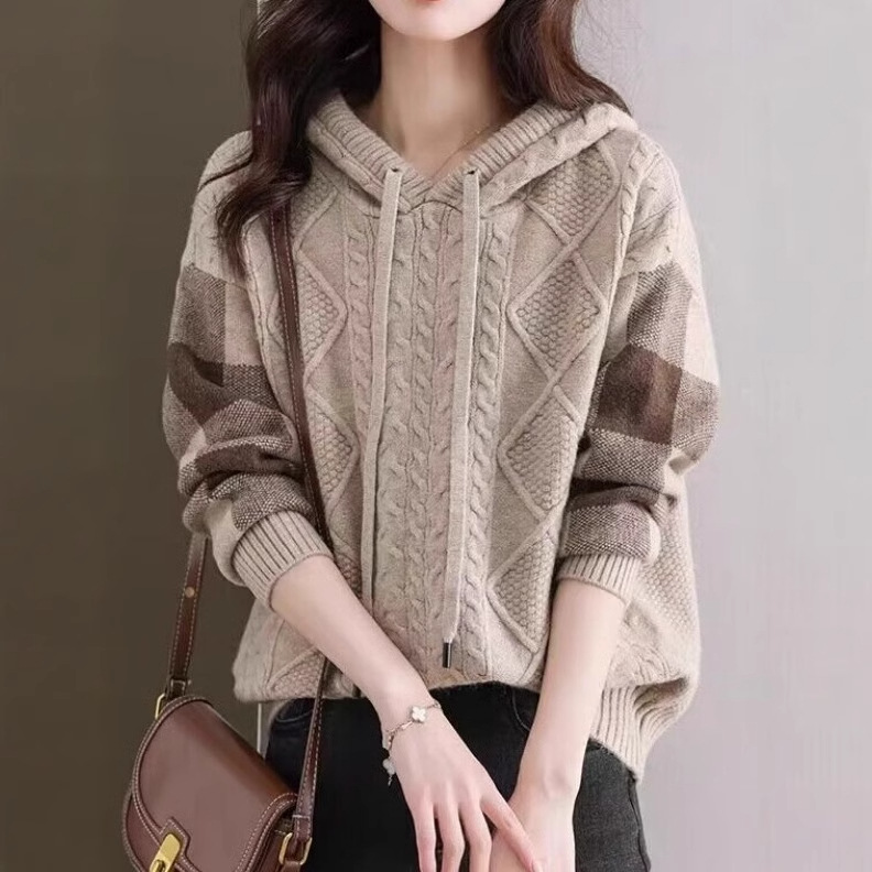 ブルベ夏/ブルベ冬服　立体ケーブル編みフード付き切替袖ニットパーカー
