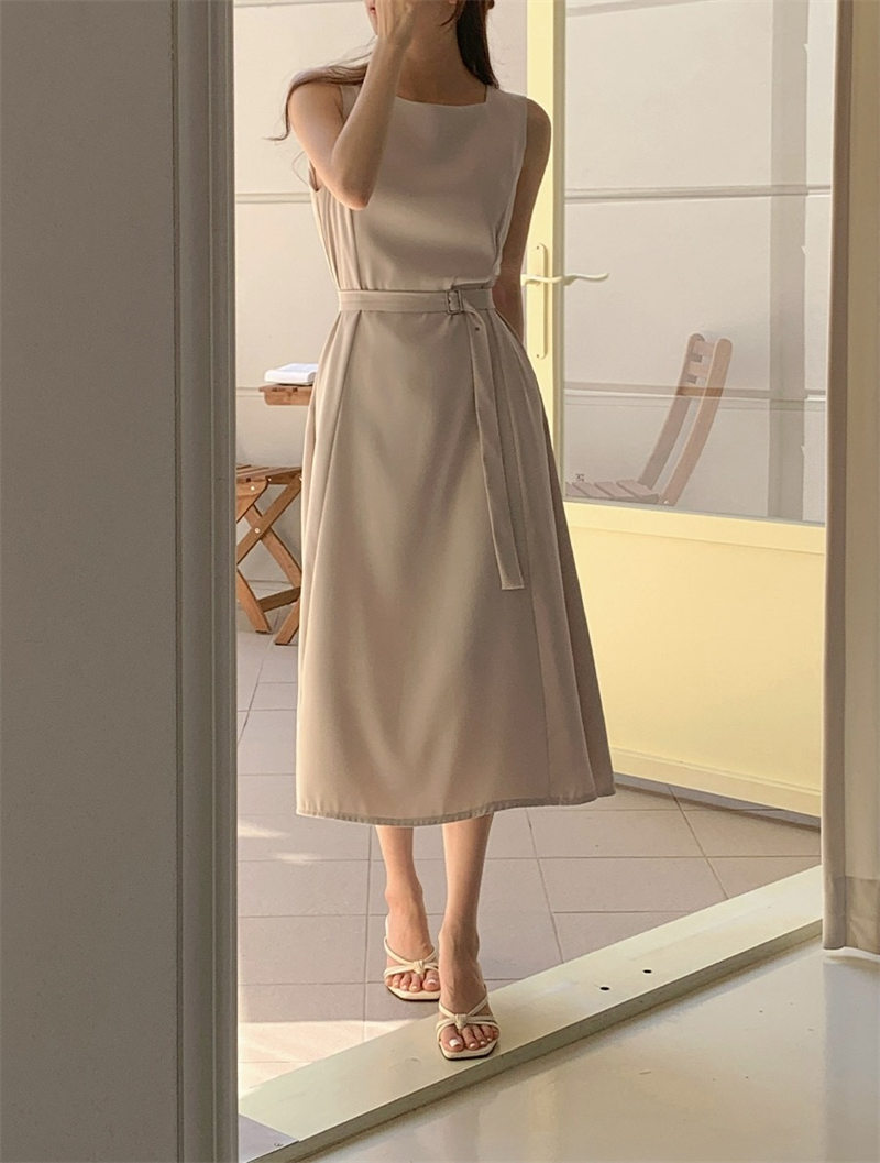 ブルベ服　上品シルエット ノースリーブワンピース（ブルベ夏向け・ブルベ冬向け）