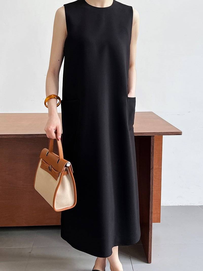ブルベ夏/ブルベ冬服　ミニマルノースリーブポケット付きロングワンピース