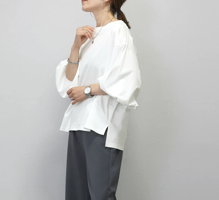 Tシャツ　ゆったり袖のシンプルプルオーバー（ブルベ夏向け・ブルベ冬向け）
