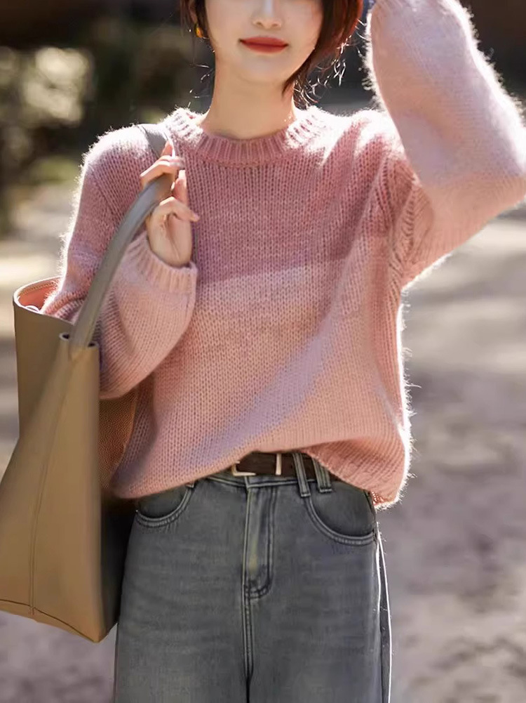 ブルベ夏/ブルベ冬服　上品なボーダー柄丸首長袖ニットプルオーバー