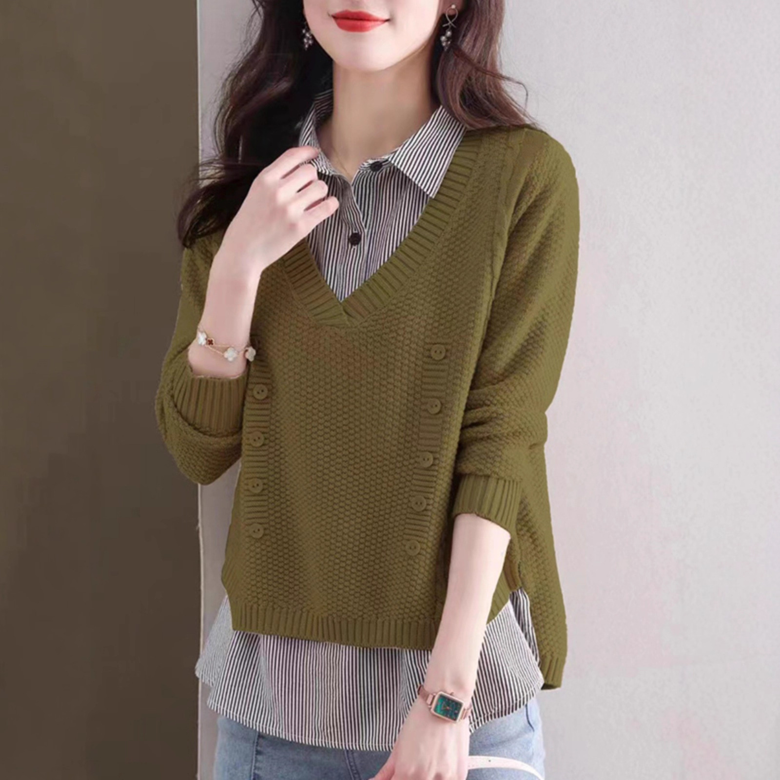 ブルベ夏/ブルベ冬服　襟付きシャツ重ね着風ニット