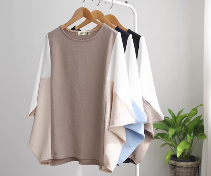 Tシャツ　優雅なバイカラーゆったりトップス（ブルベ夏向け・ブルベ冬向け）