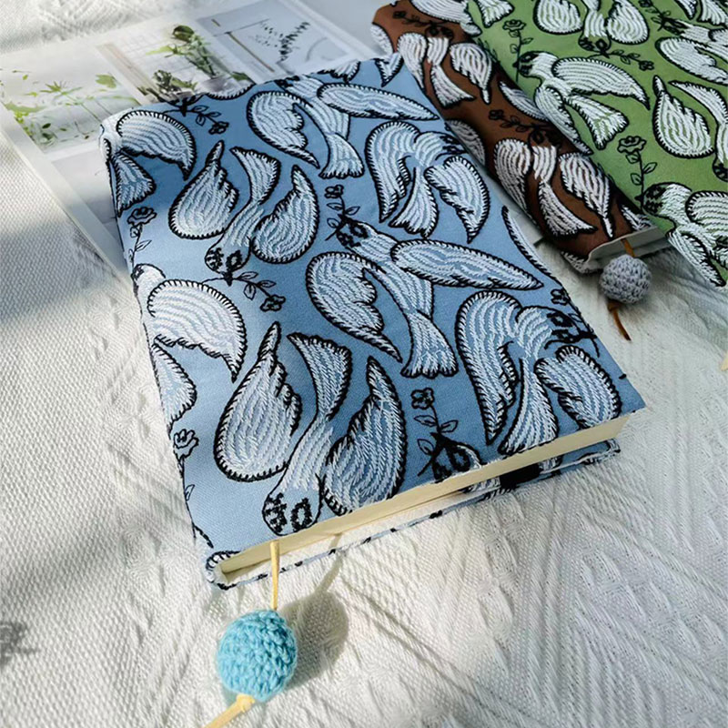 ブックカバー ペイズリー刺繍ブックカバー