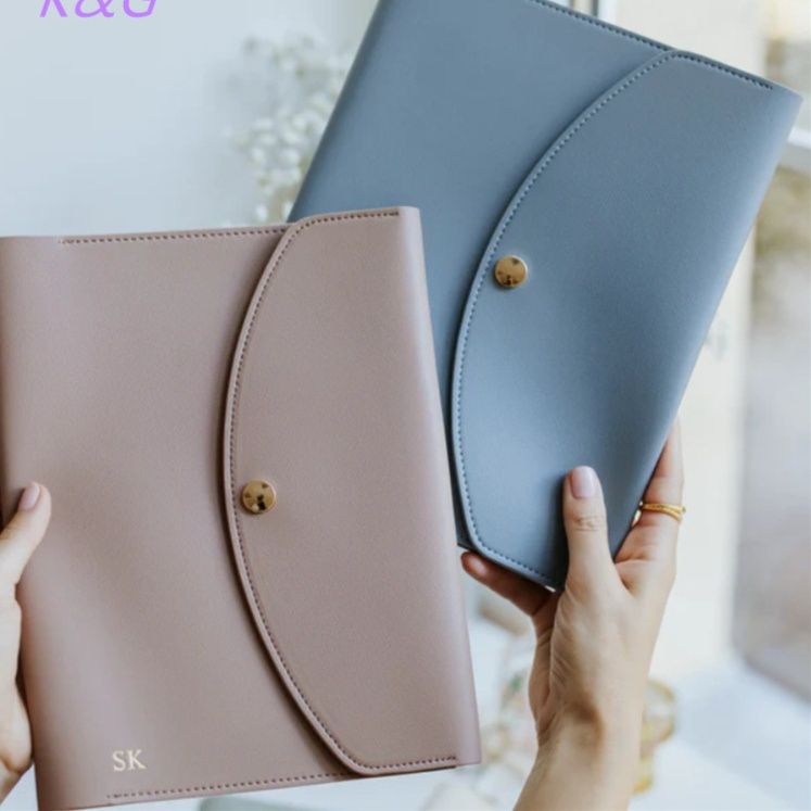 https://fulmo-img-server.com/bookcoverly/1748872660071_m9scvktr_w8ec4q96.jpeg