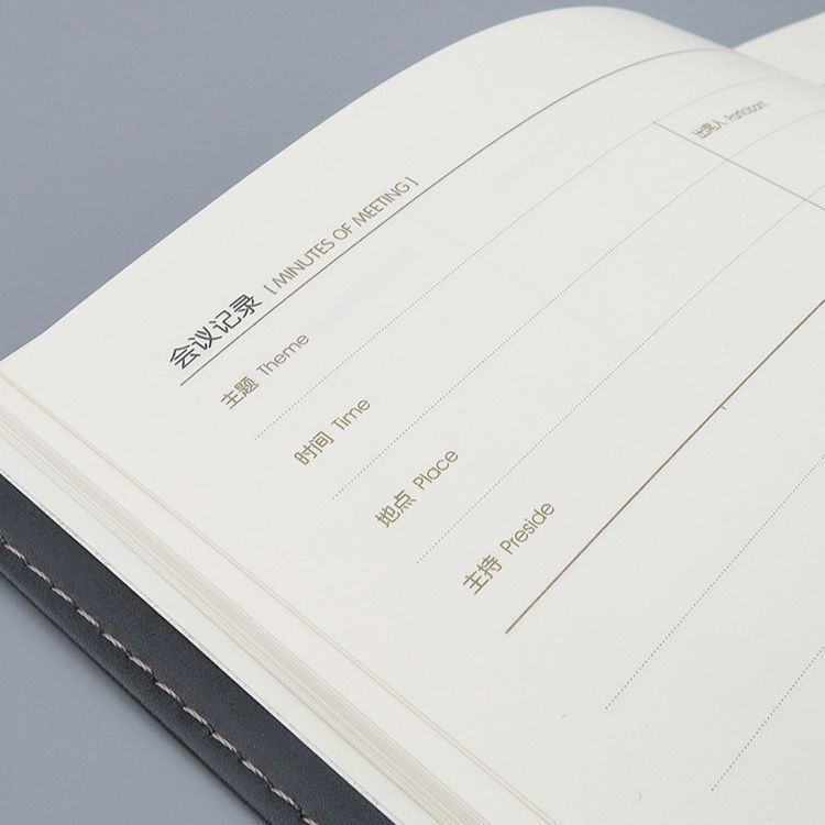 https://fulmo-img-server.com/bookcoverly/1748925793239_ac2ftom7_xg1vmnqg.jpeg