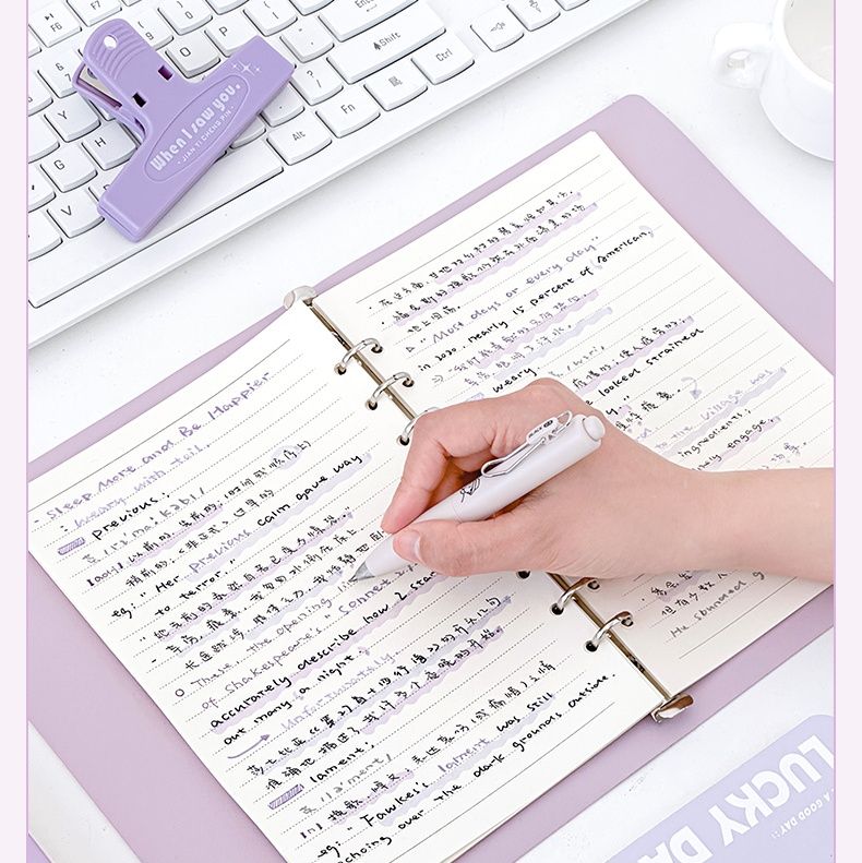 https://fulmo-img-server.com/bookcoverly/1748926844614_70xmk6lr_eh55czwu.jpeg