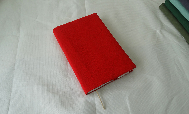 https://fulmo-img-server.com/bookcoverly/1751696399428_gm78honv_w2g1dxke.jpg