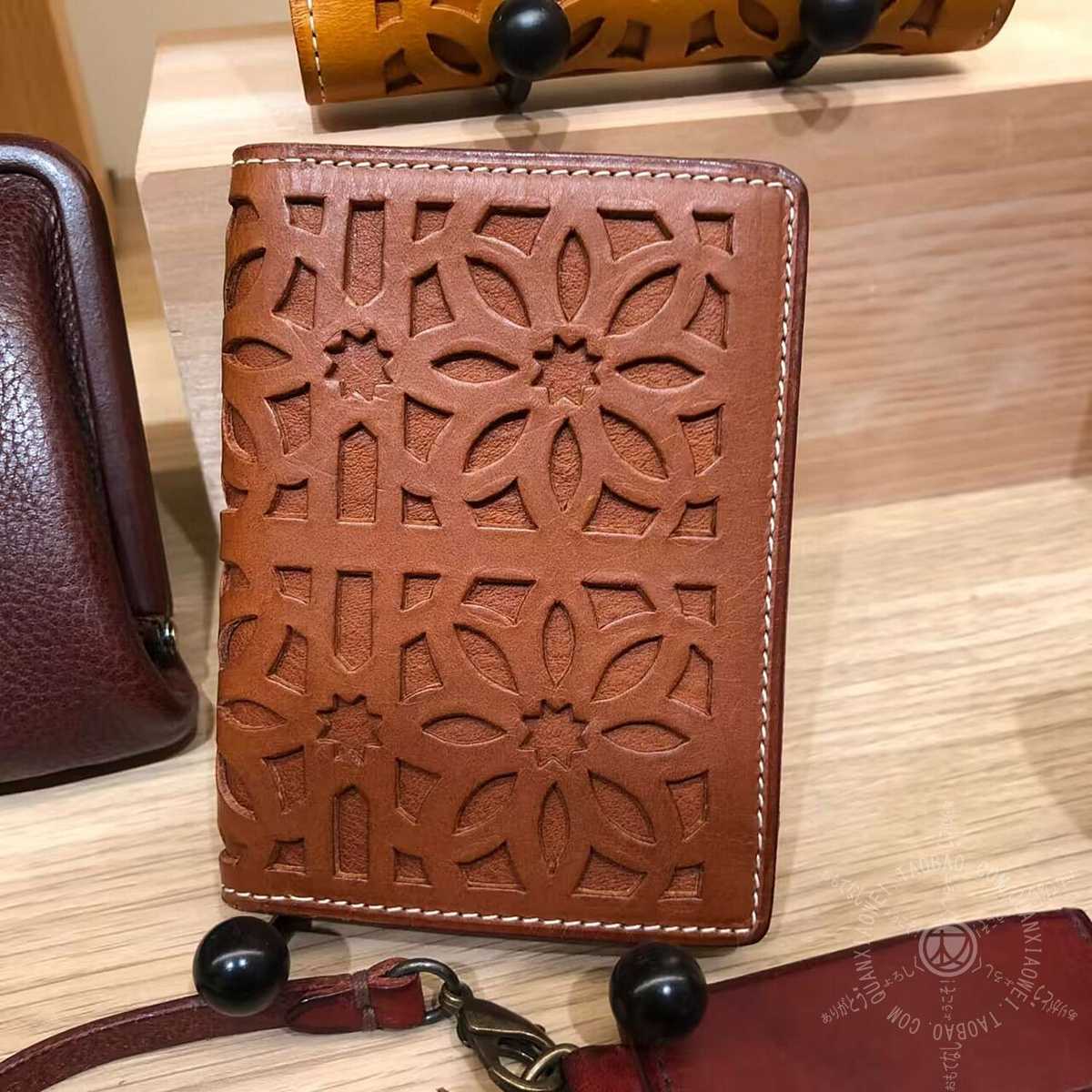 花鏡デザイン レザーウォレットカバー