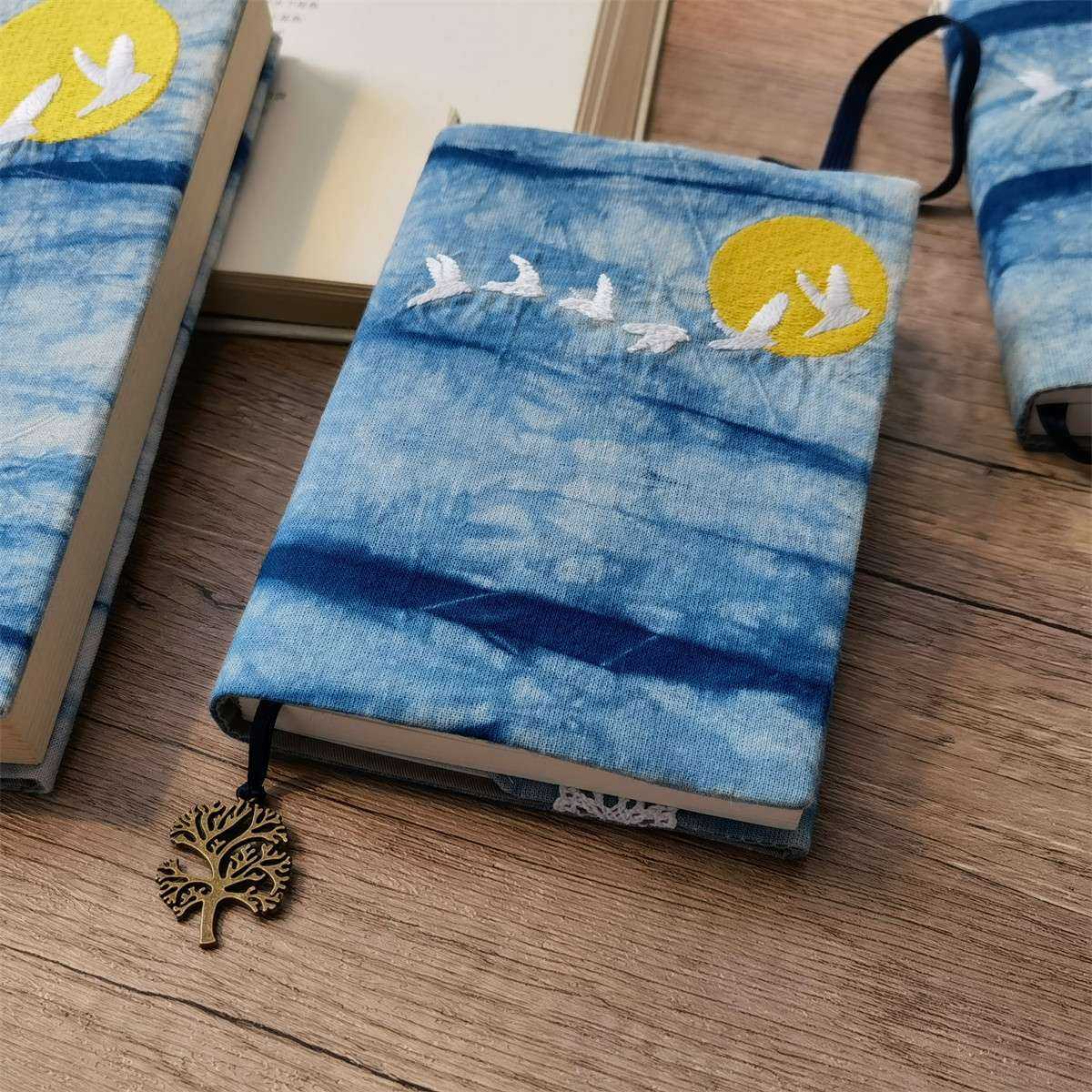 https://fulmo-img-server.com/bookcoverly/1756436814724_gn0z08hq_wlx3gkzs.jpeg