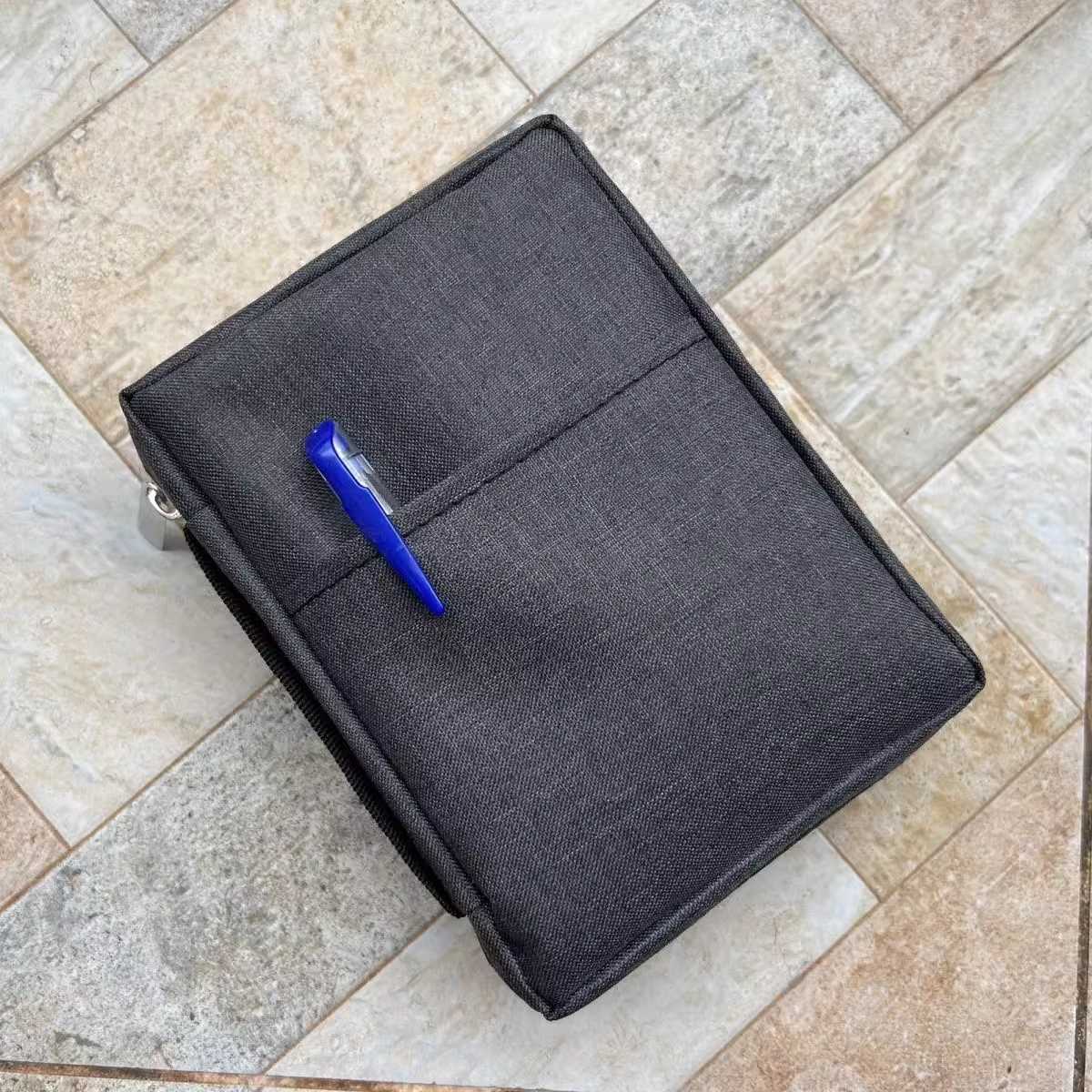 https://fulmo-img-server.com/bookcoverly/1756437066289_pm08eiy1_slv0b4sa.jpeg