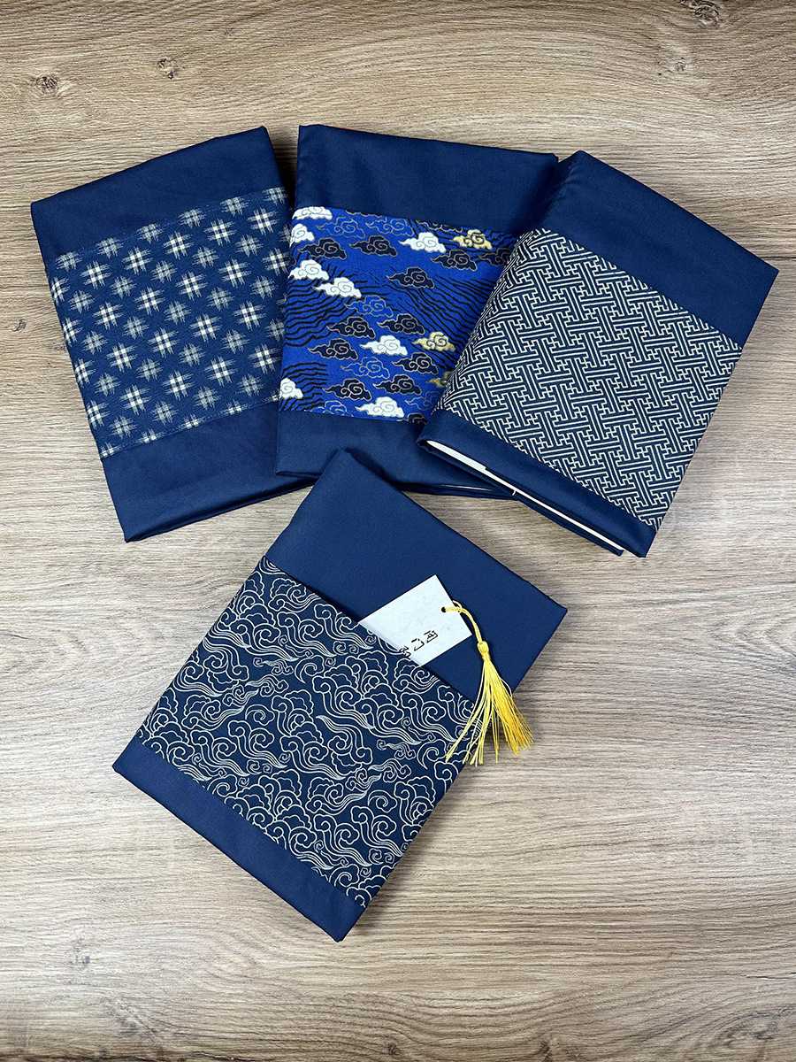https://fulmo-img-server.com/bookcoverly/1756437068432_wv98ftcr_vg9lph8l.jpeg