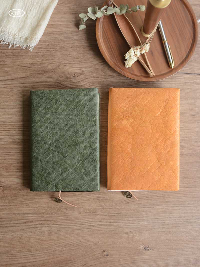 https://fulmo-img-server.com/bookcoverly/1756437095314_wb5jqbsu_900uyln3.jpeg