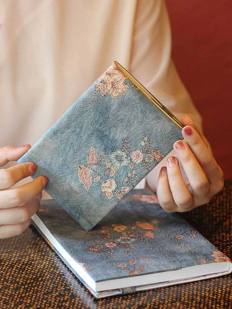 https://fulmo-img-server.com/bookcoverly/1756437106994_lvs489ha_spllfwsk.jpeg