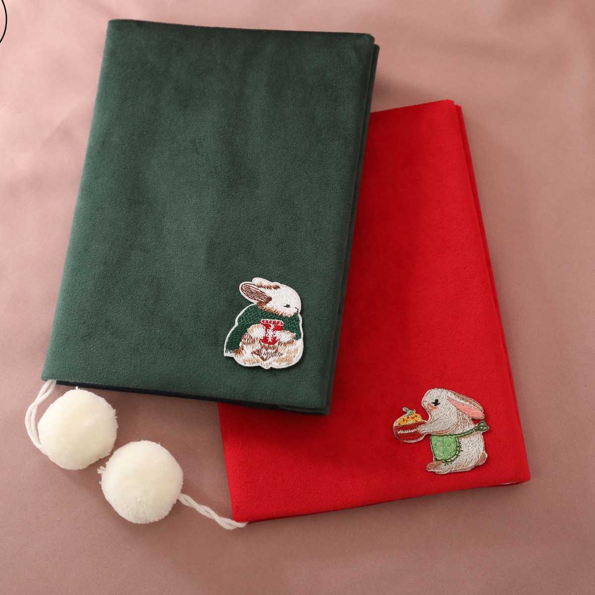 ブックカバー うさぎ刺繍のスエードブックカバー