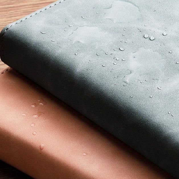 ブックカバー 鹿の刻印入りペンホルダー付き手帳型ブックカバー