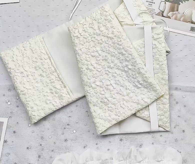 https://fulmo-img-server.com/bookcoverly/1784683866860_6xelckl9_grm8p2ac.jpeg