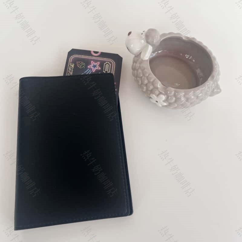 https://fulmo-img-server.com/bookcoverly/2478a769-de4f-4c3b-8a04-6509342e240d.jpg