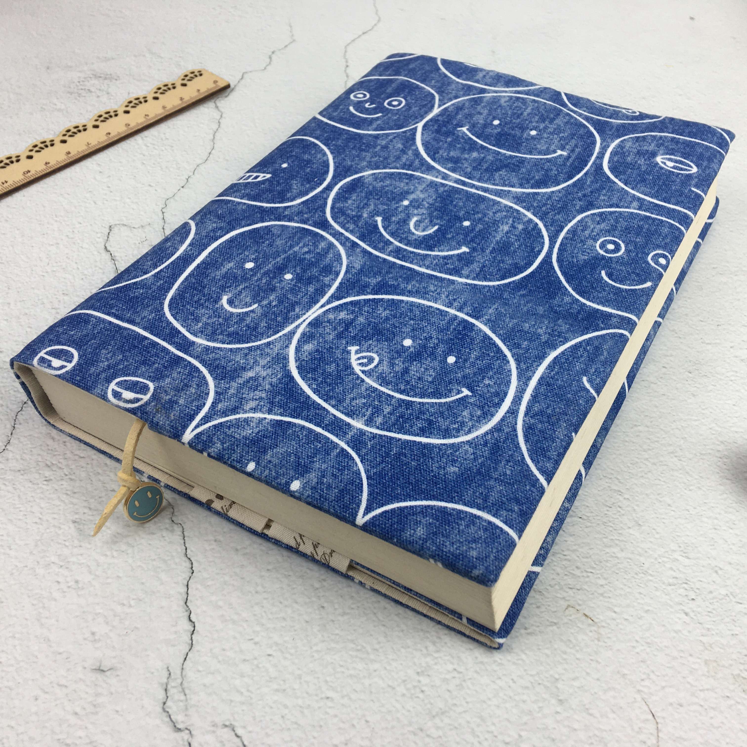 https://fulmo-img-server.com/bookcoverly/24fb1ed861094a0d9b09b8acd8f4269f.jepg