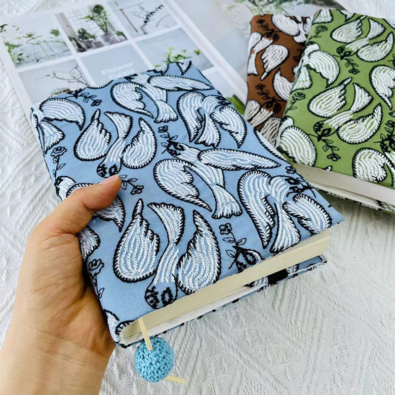 ブックカバー ペイズリー刺繍ブックカバー