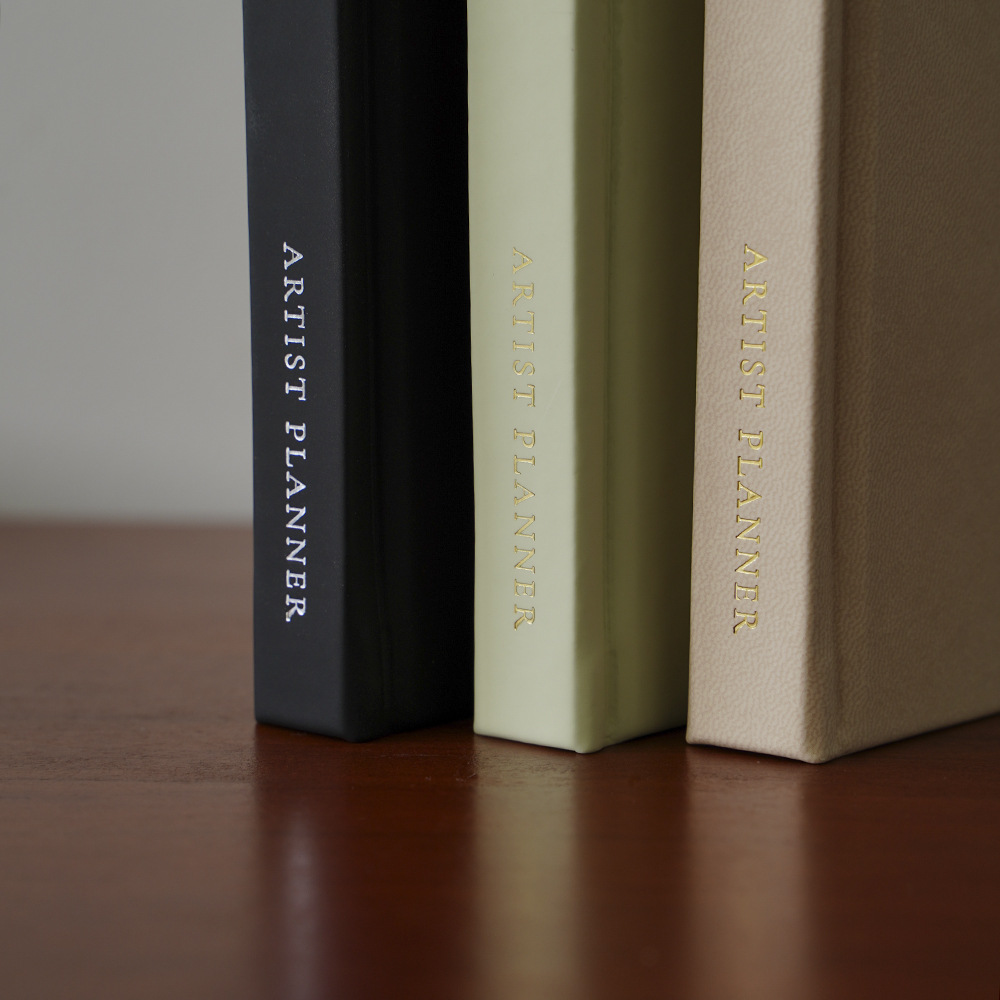 ブックカバー 創作活動を支える上質なハードカバー