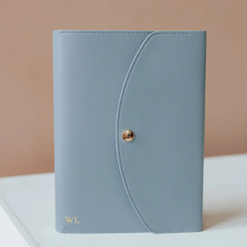 https://fulmo-img-server.com/bookcoverly/3a03c179-de69-4e0c-826b-974ea1f5fda2.jpg