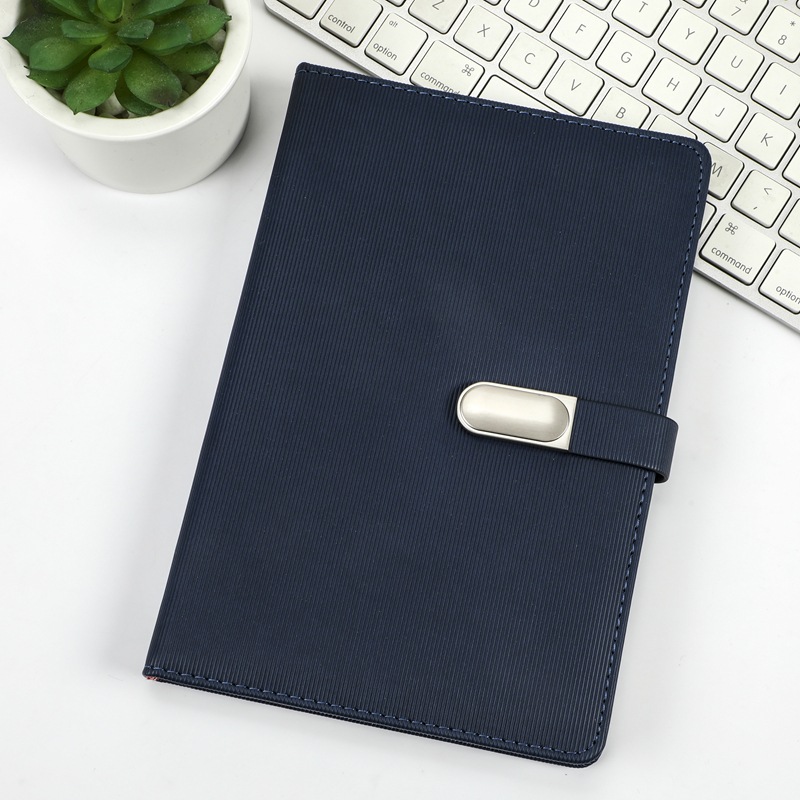 ブックカバー 金属留め具付き型押し紙製手帳型ブックカバー