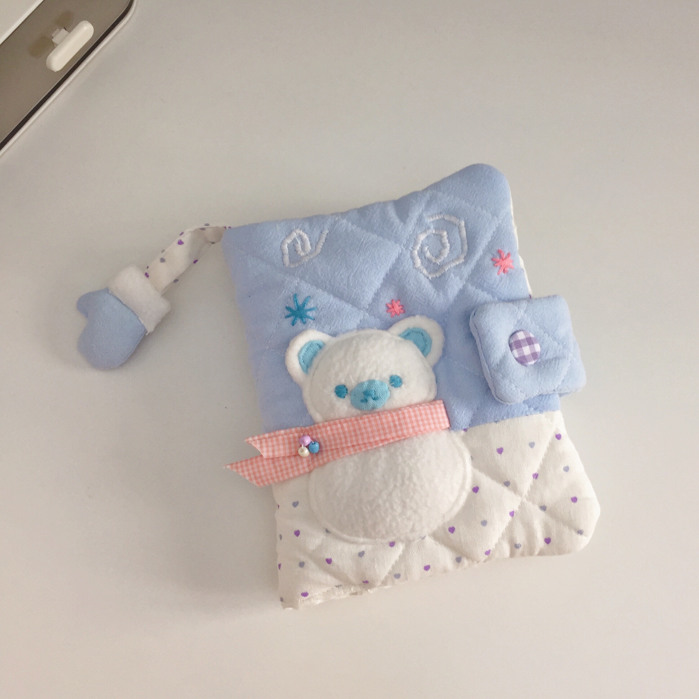ブックカバー くまさんの夢見るキルト