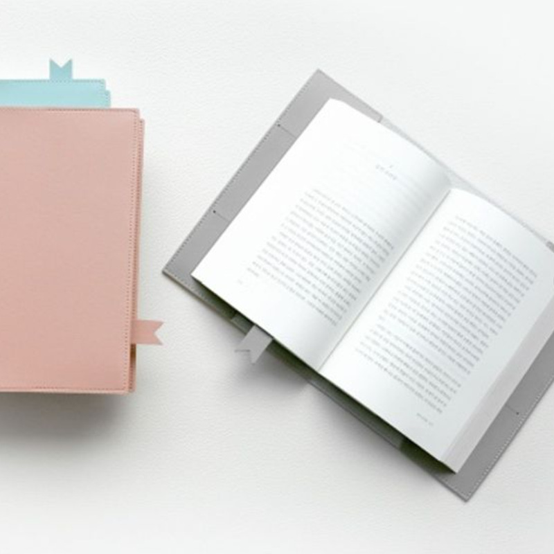 https://fulmo-img-server.com/bookcoverly/9cb7a788-fb2e-4e8b-9d62-05039277109d.jpg