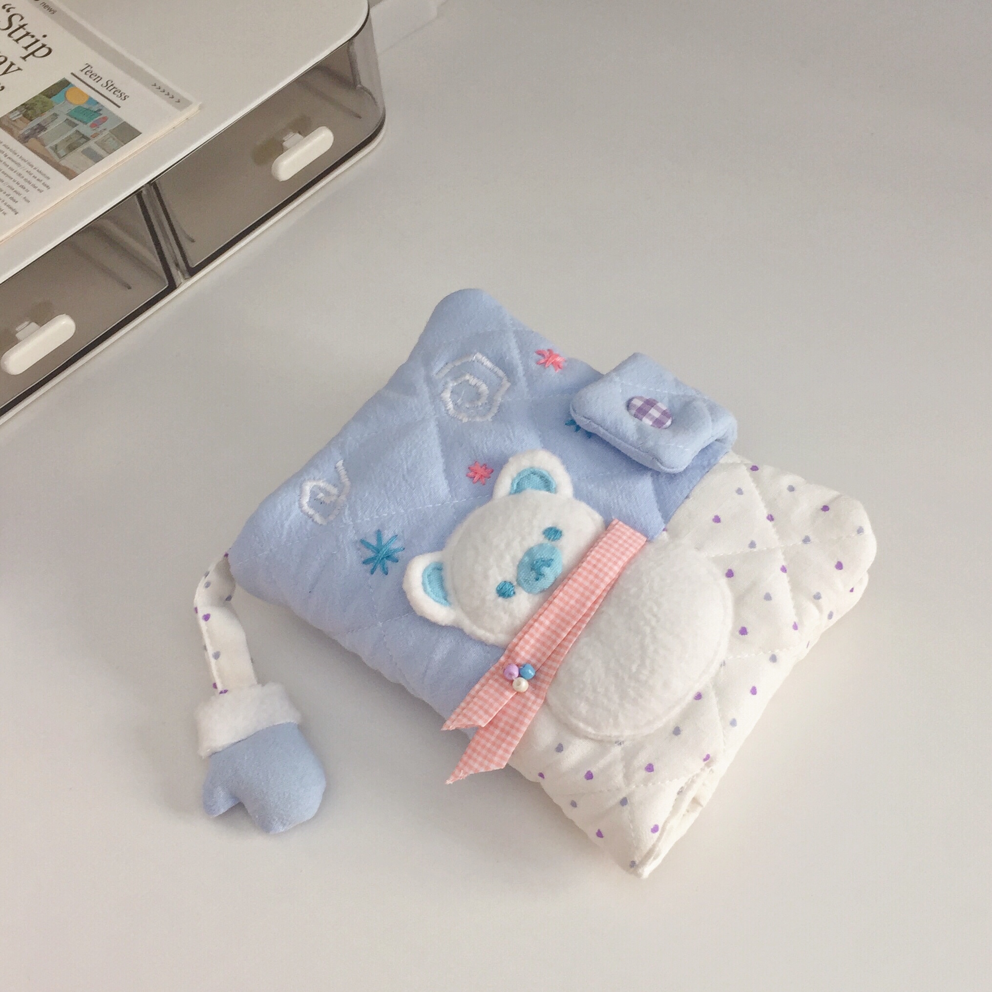ブックカバー くまさんの夢見るキルト
