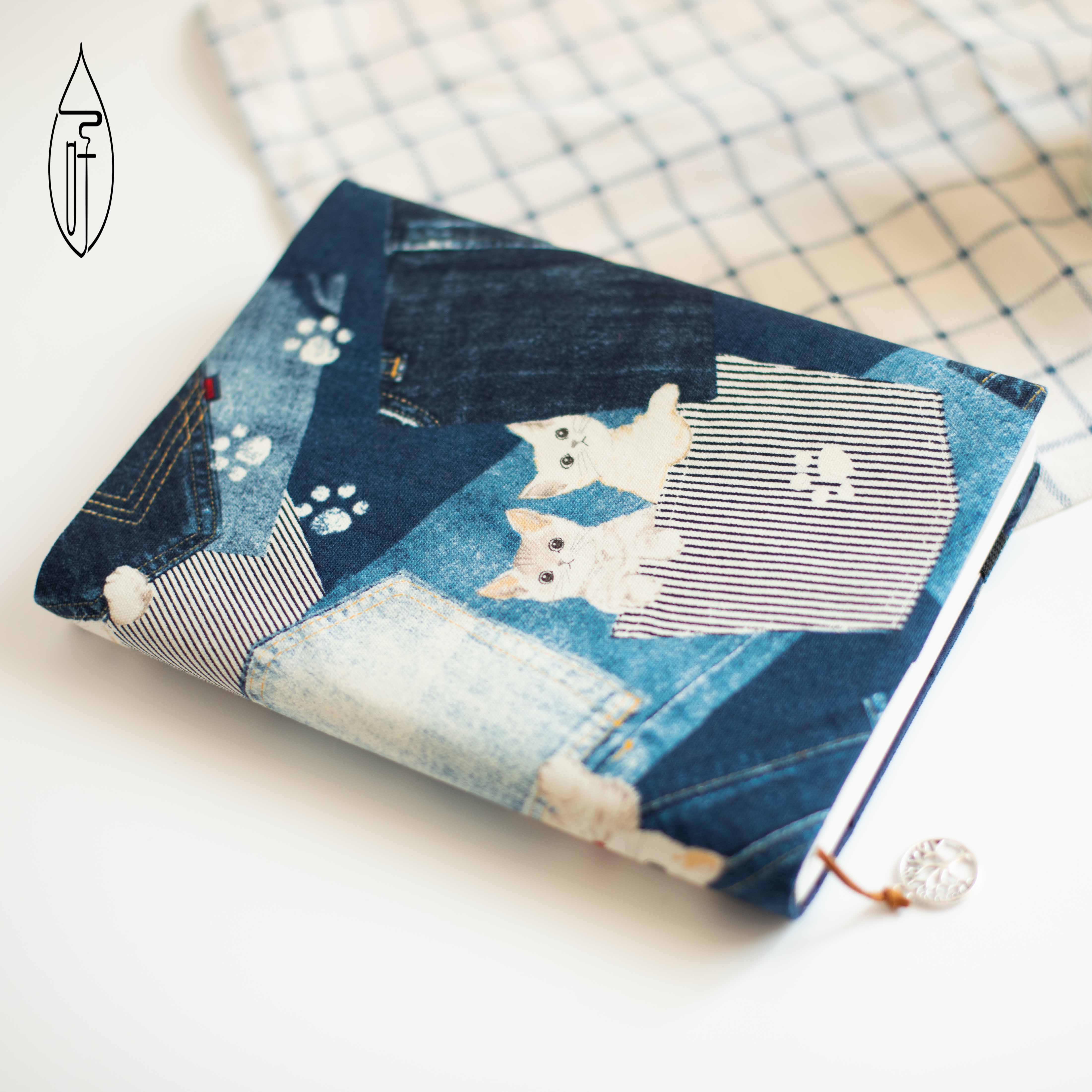 https://fulmo-img-server.com/bookcoverly/af01af88-d8b9-4ca1-9398-7bb75a6d9160.jpg