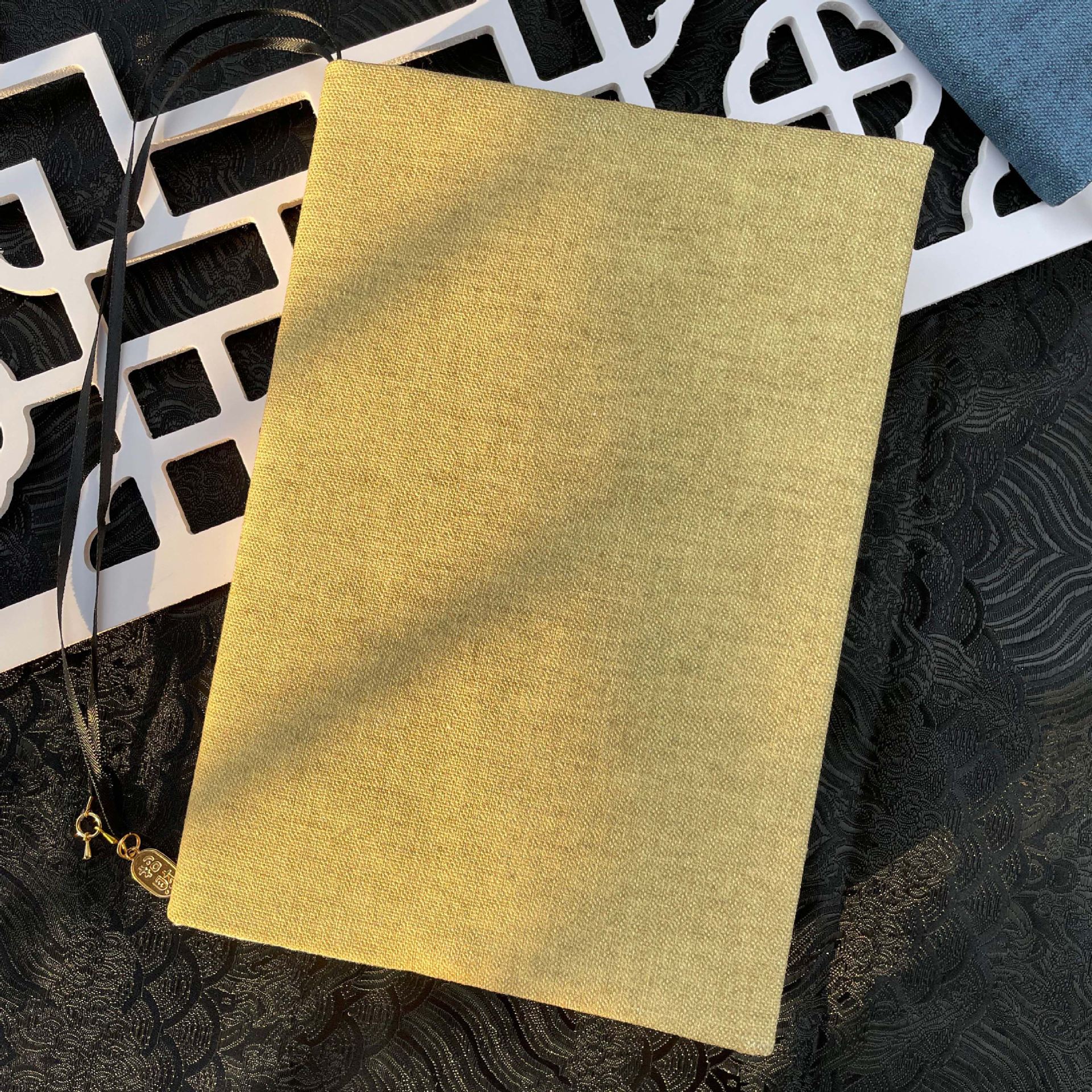 ブックカバー シンプル亜麻織りブックカバー