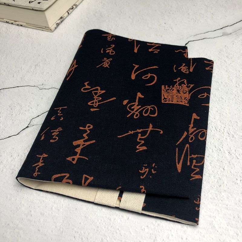 https://fulmo-img-server.com/bookcoverly/c28eb66d3932417687d5afeb795b651a.jpg