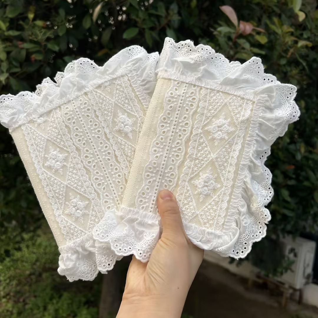 https://fulmo-img-server.com/bookcoverly/e37c2e31-86da-416f-96b6-9be30eb3a54e.jpg