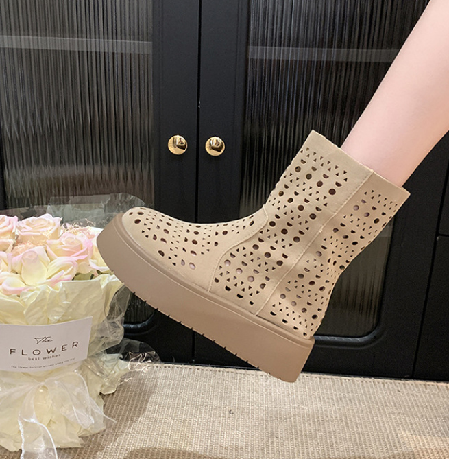 https://fulmo-img-server.com/bootsmarket/149dedaf-b258-41ec-8ae4-c6b8f7f39fec.jpg